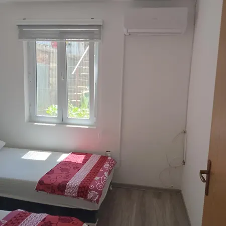 Two Bedroom In With Terrace & View Apartment