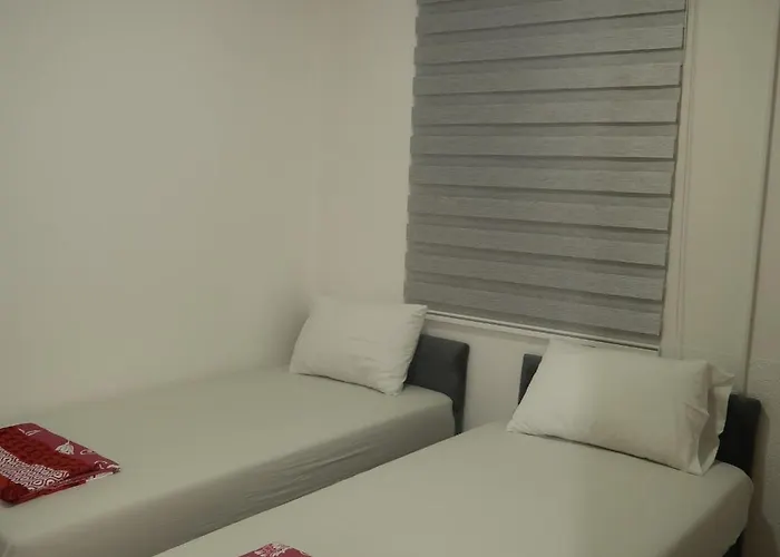 Two Bedroom Apartment In Mostar With Terrace & View Apartment *