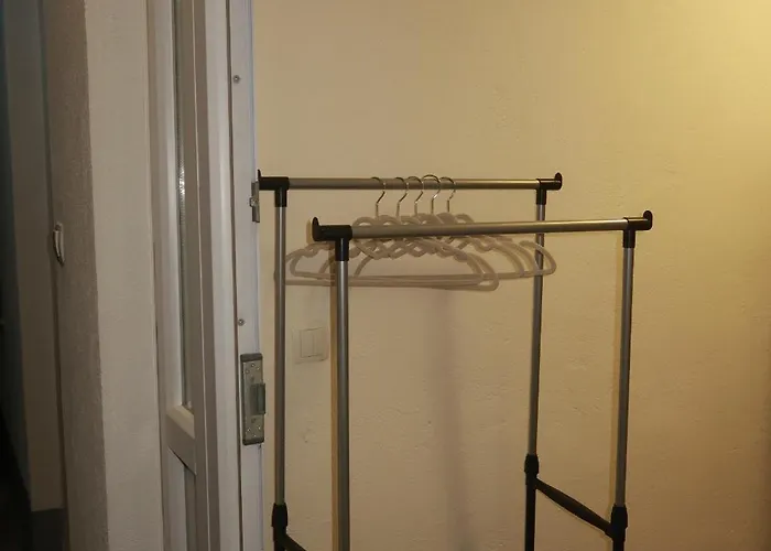 Two Bedroom Apartment In Mostar With Terrace & View Apartman *